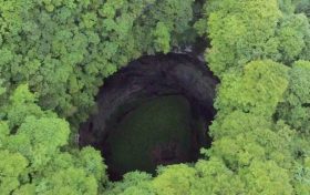 絕美！巖溶地貌的“滄海遺珠”！漢中天坑群是這樣形成的 →縮略圖