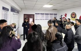 “警營零距離 平安伴你行”| 漢臺公安圓滿舉行新媒體進(jìn)警營活動縮略圖